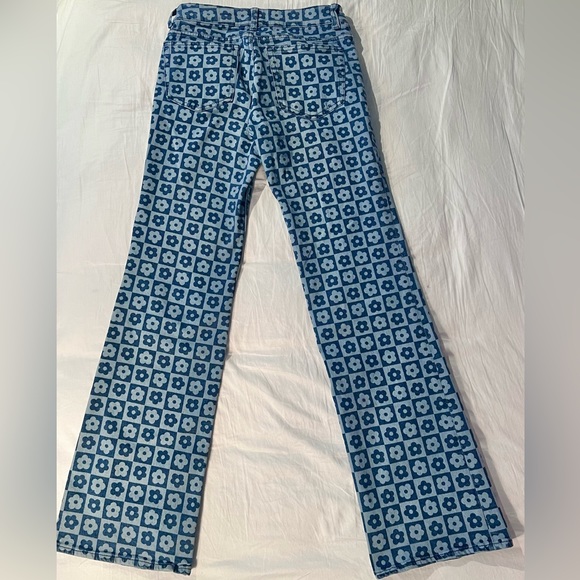 Flower Patterned Jeans - Picture 3 of 3